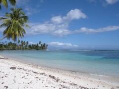 800px-Beach_on_Upolu_Island,_Samoa,_2009.jpg